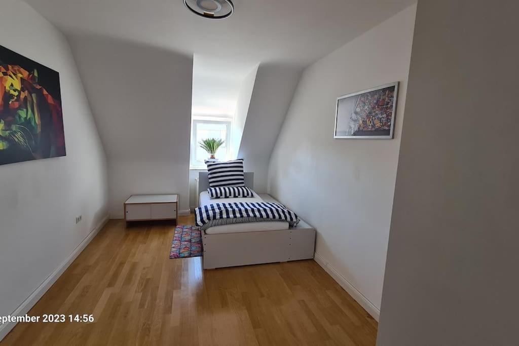 Modernes Apartment Mit 3 Zimmern Karlsruhe Eksteriør billede